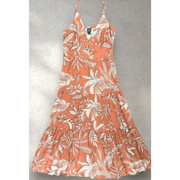 Wild Fable Adjustable Strap Tiered Sun Dress Tropical V Neck Flowy Size M 6-10 - Picture 1 of 4